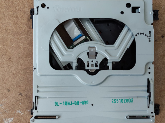 Sharp LC-32DHE4041K DL-10HJ-00-030 LCD DVD Drive